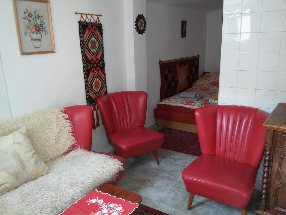 Apartman Kuckoval Apartment Balatonfoldvar Bagian luar foto