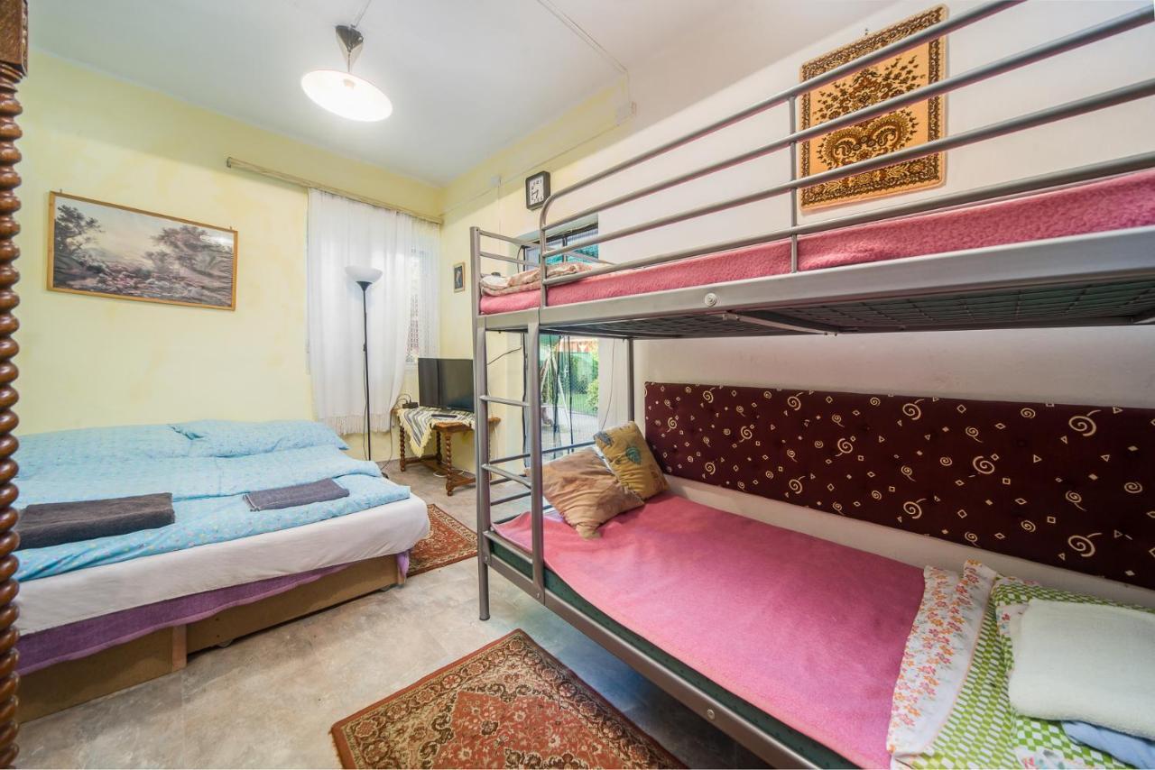 Apartman Kuckoval Apartment Balatonfoldvar Bagian luar foto