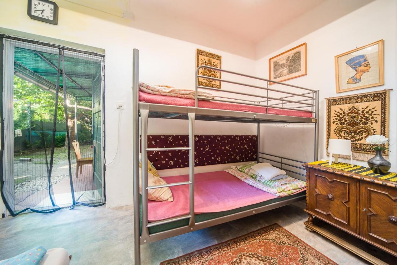 Apartman Kuckoval Apartment Balatonfoldvar Bagian luar foto